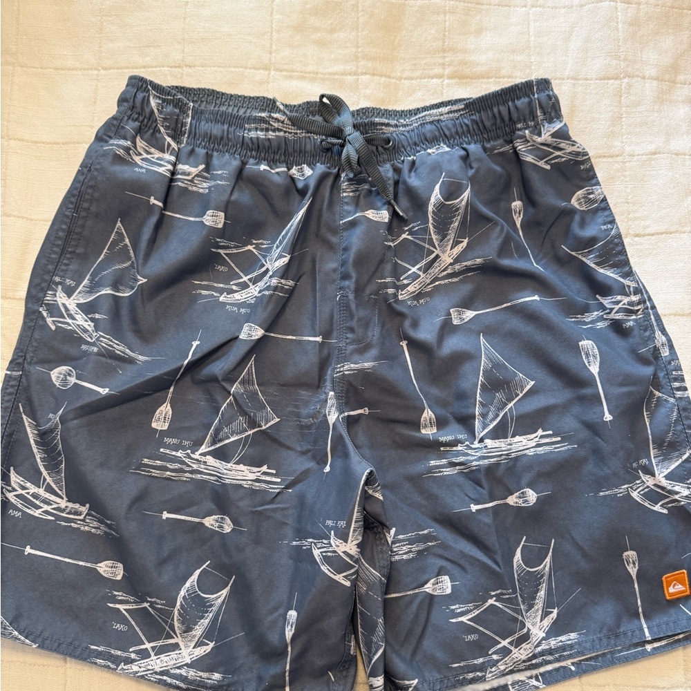 Quiksilver mens board shorts